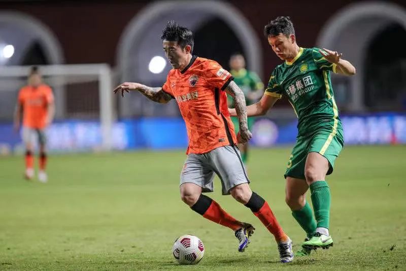 开云官网-北京队完胜深圳队，易建联状态火热  第1张