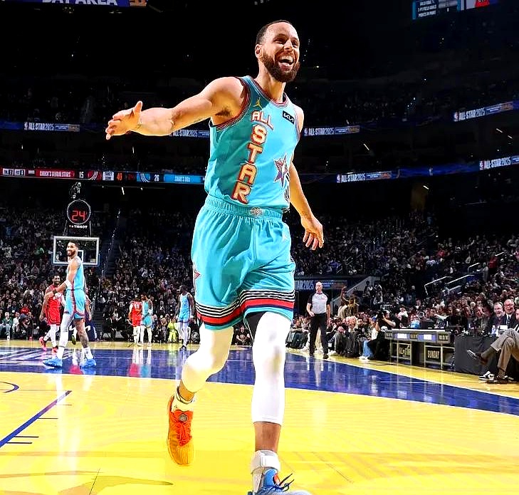 开云体育官方网站-热火逆转爵士,库里高光表现 第2张 开云体育官方网站-热火逆转爵士,库里高光表现 第2张