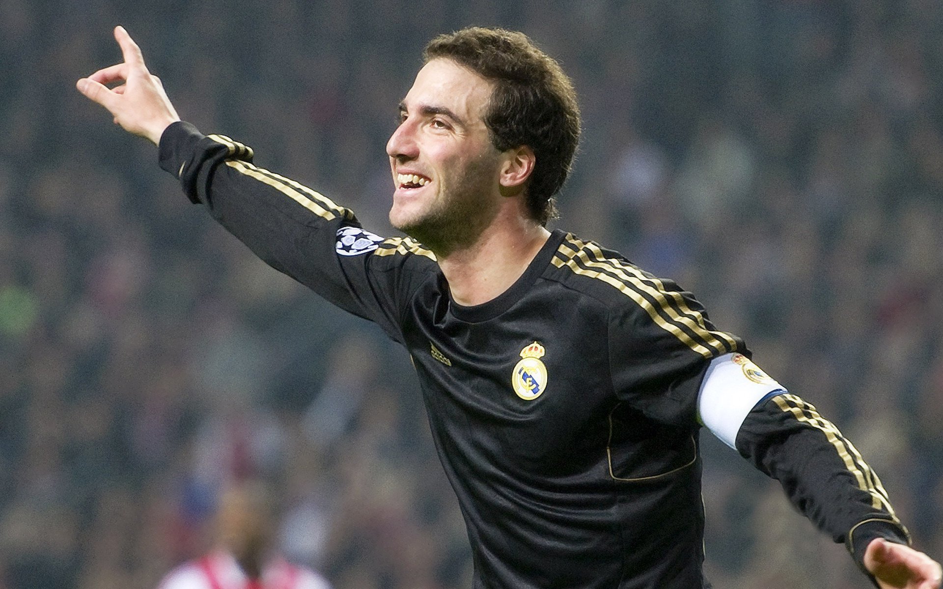 开云体育中国-马克西压哨绝杀，当关键先生从天赋异禀走向灵魂淬炼  第2张